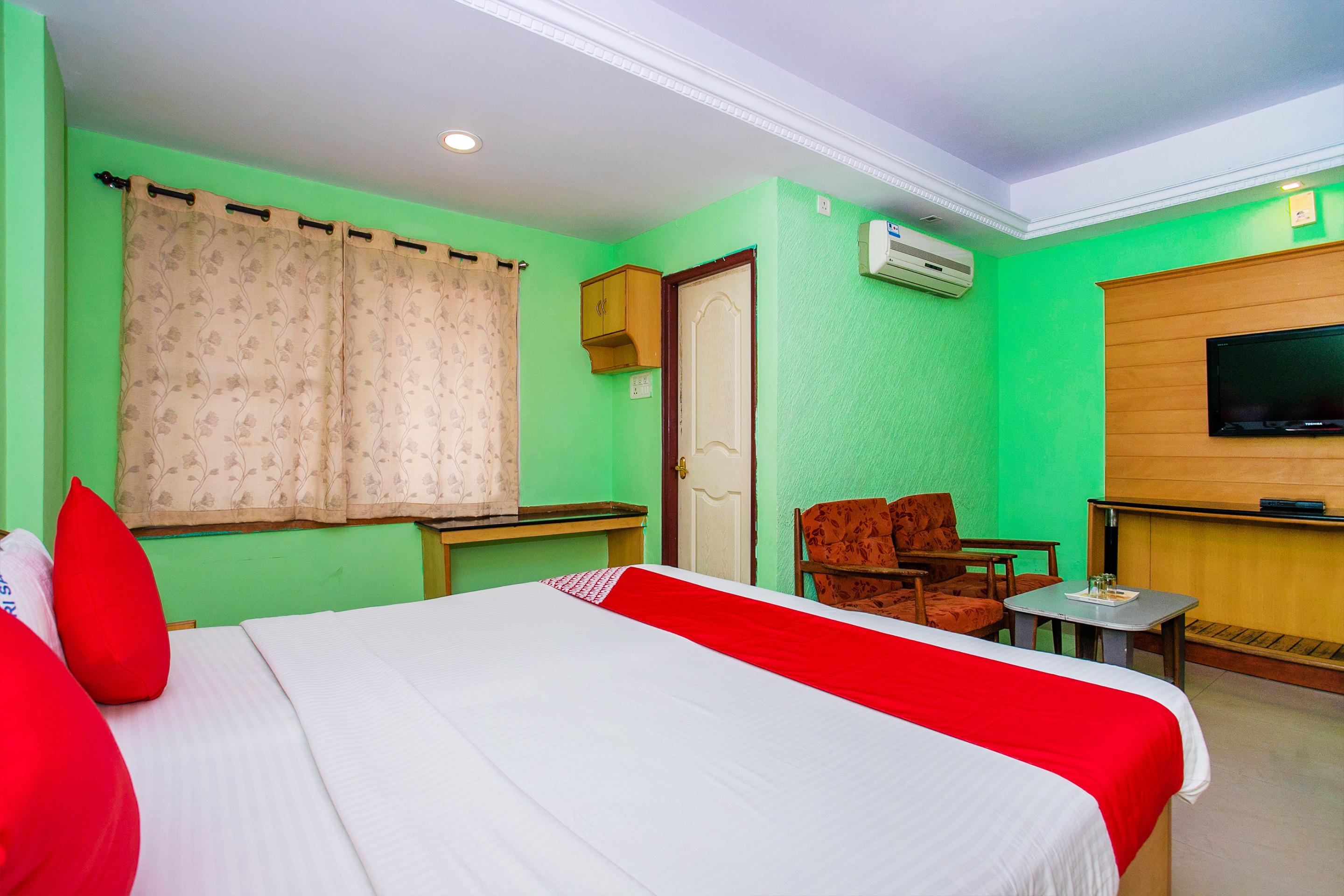 Oyo 331 Hotel Skanda Shelters Bangalore Exterior foto