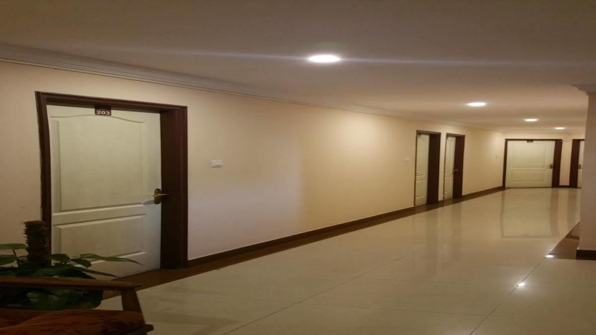Oyo 331 Hotel Skanda Shelters Bangalore Exterior foto