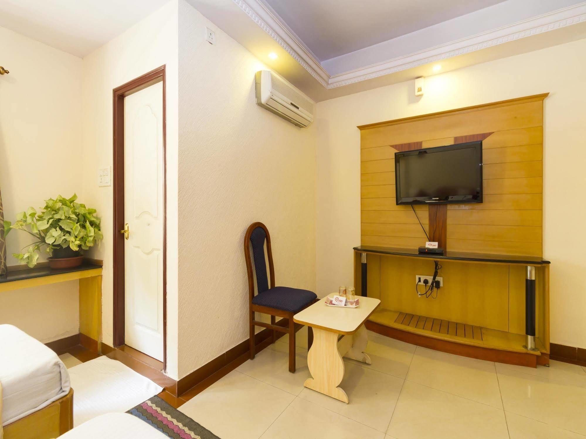 Oyo 331 Hotel Skanda Shelters Bangalore Exterior foto